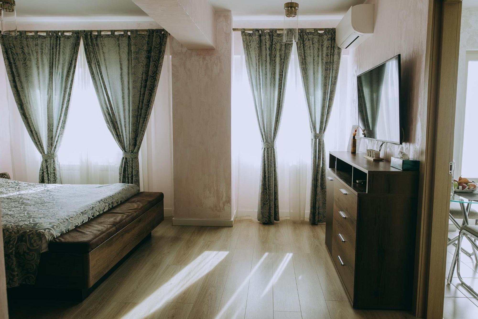 Dina Lux Iasi Apartment エクステリア 写真